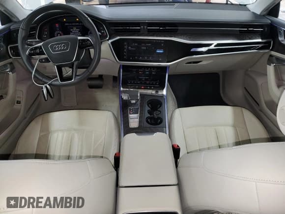 ✅ 2020 Audi A7 Prestige • VIN: WAUV2AF2XLN075162 • Lot: 79954134. Wystawiony na Copart z przebiegiem 47 639 mil. Bezpłatny archiwum sprzedaży aukcyjnych z USA i szczegółowy raport historii pojazdu na DreamBid. Zdjęcie 8.