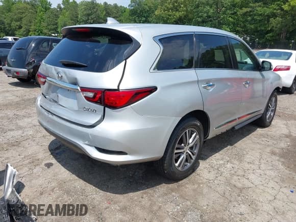 ✅ 2020 Infiniti QX60 Luxe • VIN: 5N1DL0MN7LC529460 • Lot: 42338248. Wystawiony na IAAI z przebiegiem 97 883 mil. Bezpłatny archiwum sprzedaży aukcyjnych z USA i szczegółowy raport historii pojazdu na DreamBid. Zdjęcie 4.