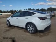 ✅ 2024 Tesla Model Y Long Range • VIN: 7SAYGDEE7RF088685 • Лот: 85380585. Опубликован ранее на Copart с пробегом 17 980 миль. Бесплатный доступ к архиву аукционных продаж из США и подробный отчёт об истории автомобиля на DreamBid. Изображение 2.