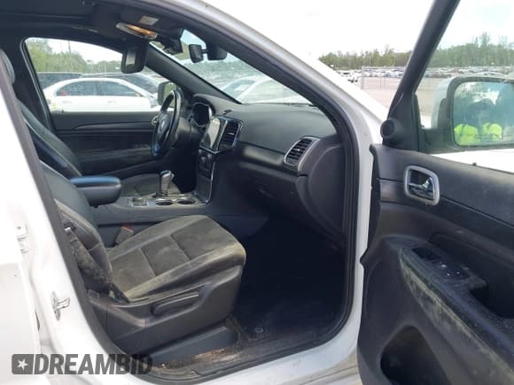 ✅ 2020 Jeep Grand Cherokee Altitude • VIN: 1C4RJFAG6LC159403 • Lot: 43502559. Listed on IAAI with 109,830 mi. Free auction sales archive from the USA and detailed vehicle history report at DreamBid. Image 5.