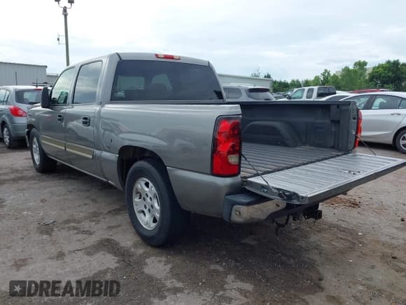 ✅ 2006 Chevrolet Silverado 1500 LT1 • VIN: 2GCEC13T661221690 • Лот: 42631754. Опубликован ранее на IAAI с пробегом 140 260 миль. Бесплатный доступ к архиву аукционных продаж из США и подробный отчёт об истории автомобиля на DreamBid. Изображение 3.
