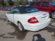 ✅ 2007 Mercedes-Benz CLK 350 • VIN: WDBTK56F67T077169 • Лот: 43554783. Опубликован ранее на IAAI с пробегом 213 525 миль. Бесплатный доступ к архиву аукционных продаж из США и подробный отчёт об истории автомобиля на DreamBid. Изображение 3.