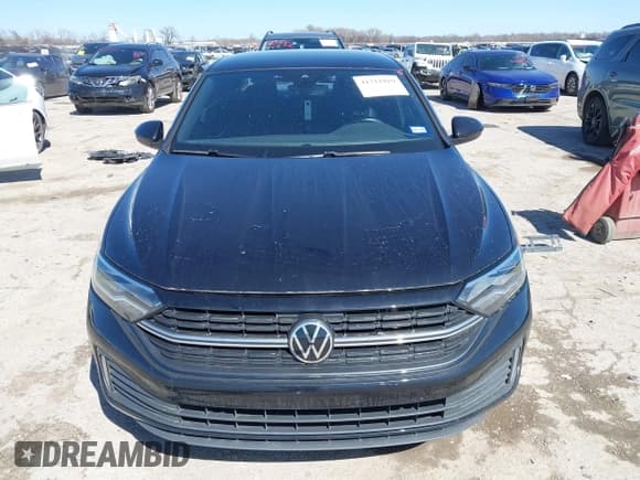 ✅ 2022 Volkswagen Jetta Sport • VIN: 3VWBM7BU5NM025886 • Lot: 41711819. Listed on IAAI with 54,945 mi. Free auction sales archive from the USA and detailed vehicle history report at DreamBid. Image 12.