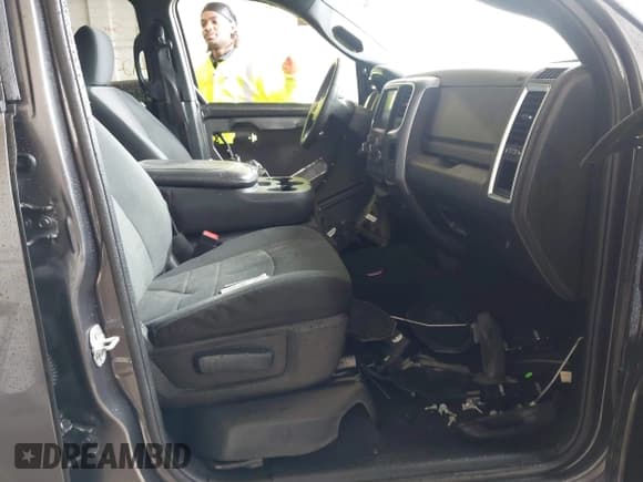 ✅ 2021 Ram 1500 Warlock • VIN: 1C6RR7GG0MS537073 • Lot: 42749451. Wystawiony na IAAI z przebiegiem 42 634 mil. Bezpłatny archiwum sprzedaży aukcyjnych z USA i szczegółowy raport historii pojazdu na DreamBid. Zdjęcie 5.