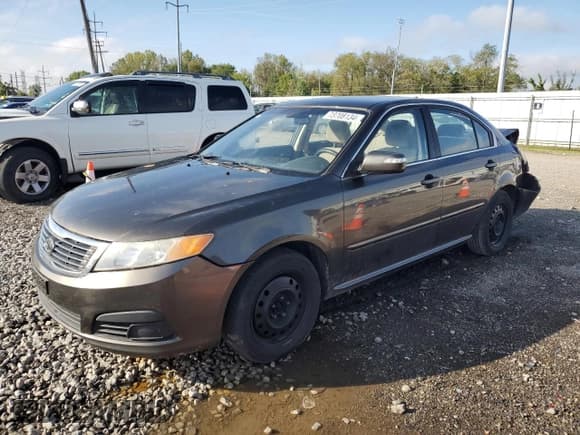 ✅ 2010 Kia Optima LX • VIN: KNAGG4A86A5379903 • Лот: 73708134. Опубликован ранее на Copart с пробегом 173 994 миль. Бесплатный доступ к архиву аукционных продаж из США и подробный отчёт об истории автомобиля на DreamBid. Изображение 1.