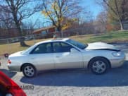 ✅ 1998 Lexus ES 300 • VIN: JT8BF28G6W0085700 • Lot: 43707760. Listed on IAAI with 171,372 mi. Free auction sales archive from the USA and detailed vehicle history report at DreamBid. Image 14.