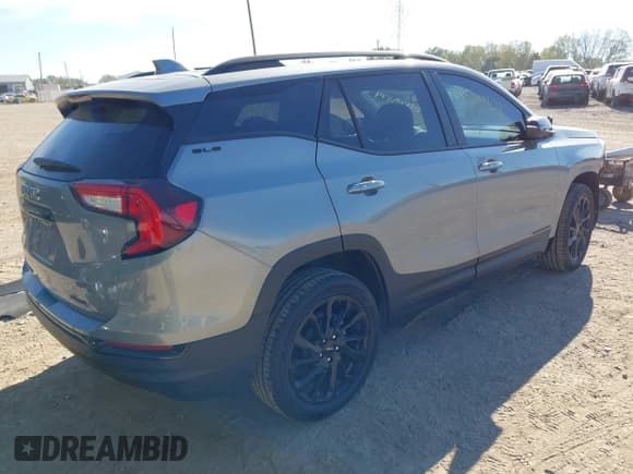 ✅ 2024 GMC Terrain SLE • VIN: 3GKALTEG2RL222031 • Lot: 43429174. Listed on IAAI with 13,220 mi. Free auction sales archive from the USA and detailed vehicle history report at DreamBid. Image 4.