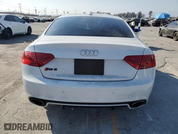 ✅ 2013 Audi RS 5 • VIN: WUAC6AFR6DA901366 • Lot: 68046115. Listed on Copart with 53,854 mi. Free auction sales archive from the USA and detailed vehicle history report at DreamBid. Image 6.