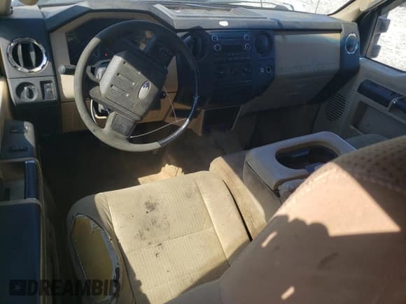 ✅ 2010 Ford F-250 • VIN: 1FTSX2AR6AEB04459 • Lot: 81517675. Listed on Copart with 375,988 mi. Free auction sales archive from the USA and detailed vehicle history report at DreamBid. Image 8.