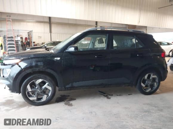 ✅ 2022 Hyundai Venue Limited • VIN: KMHRC8A35NU150896 • Lot: 41932303. Listed on IAAI with 38,739 mi. Free auction sales archive from the USA and detailed vehicle history report at DreamBid. Image 14.