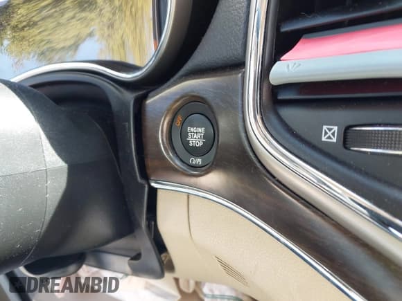 ✅ 2017 Jeep Grand Cherokee Limited • VIN: 1C4RJFBG8HC866332 • Lot: 43362826. Listed on IAAI with 122,593 mi. Free auction sales archive from the USA and detailed vehicle history report at DreamBid. Image 11.