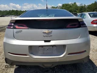 ✅ 2014 Chevrolet Volt • VIN: 1G1RA6E45EU156126 • Lot: 57840774. Wystawiony na Copart z przebiegiem 121 045 mil. Bezpłatny archiwum sprzedaży aukcyjnych z USA i szczegółowy raport historii pojazdu na DreamBid. Zdjęcie 6.