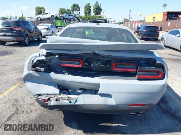 ✅ 2020 Dodge Challenger GT • VIN: 2C3CDZJG0LH203802 • Lot: 43332155. Listed on IAAI with 73,371 mi. Free auction sales archive from the USA and detailed vehicle history report at DreamBid. Image 16.
