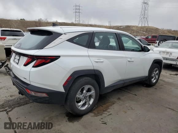 ✅ 2022 Hyundai Tucson SE • VIN: 5NMJACAE8NH082810 • Lot: 47310793. Wystawiony na Copart z przebiegiem 18 369 mil. Bezpłatny archiwum sprzedaży aukcyjnych z USA i szczegółowy raport historii pojazdu na DreamBid. Zdjęcie 3.