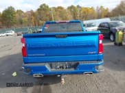 ✅ 2022 Chevrolet Silverado 1500 RST • VIN: 1GCUDEED5NZ550828 • Lot: 43555637. Listed on IAAI with 38,677 mi. Free auction sales archive from the USA and detailed vehicle history report at DreamBid. Image 16.