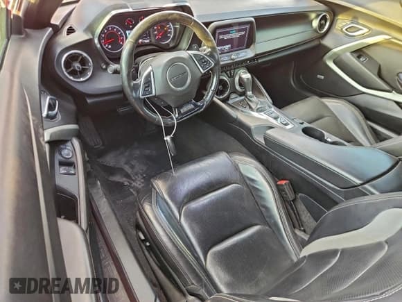 ✅ 2017 Chevrolet Camaro 2LT • VIN: 1G1FD1RS7H0173687 • Lot: 93745415. Listed on Copart with 77,245 mi. Free auction sales archive from the USA and detailed vehicle history report at DreamBid. Image 8.