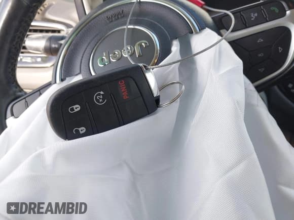 ✅ 2020 Jeep Compass Limited • VIN: 3C4NJCCB1LT114565 • Lot: 42516295. Listed on IAAI with 136,533 mi. Free auction sales archive from the USA and detailed vehicle history report at DreamBid. Image 11.