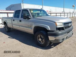 ✅ 2006 Chevrolet Silverado 2500HD LT3 • VIN: 1GCHK23D36F158054 • Лот: 43542847. Опубликован ранее на IAAI с пробегом 323 376 миль. Бесплатный доступ к архиву аукционных продаж из США и подробный отчёт об истории автомобиля на DreamBid. Изображение 1.