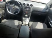 ✅ 2013 Chevrolet Captiva Sport LS • VIN: 3GNAL2EK3DS623166 • Lot: 57263435. Wystawiony na Copart z przebiegiem 140 114 mil. Bezpłatny archiwum sprzedaży aukcyjnych z USA i szczegółowy raport historii pojazdu na DreamBid. Zdjęcie 8.