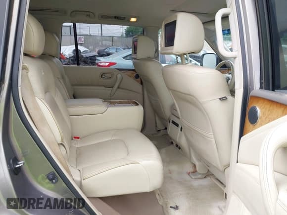 ✅ 2013 Infiniti QX56 • VIN: JN8AZ2NE5D9042535 • Lot: 42673206. Listed on IAAI with 170,750 mi. Free auction sales archive from the USA and detailed vehicle history report at DreamBid. Image 8.