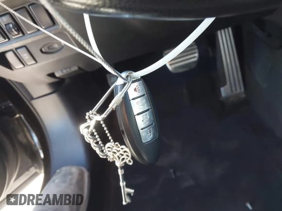 ✅ 2010 Infiniti FX • VIN: JN8AS1MU0AM800426 • Lot: 43486069. Wystawiony na IAAI z przebiegiem 129 265 mil. Bezpłatny archiwum sprzedaży aukcyjnych z USA i szczegółowy raport historii pojazdu na DreamBid. Zdjęcie 11.