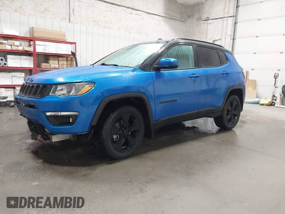 2020 Jeep Compass Latitude с VIN 3C4NJDBB3LT229336, выставлен на аукционе IAAI как лот 41568382 с пробегом 49 649 миль миль и . История ставок и продаж доступна на DreamBid. Изображение 2.