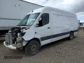 ✅ 2019 Mercedes-Benz Sprinter • VIN: WD3PF1CD3KP080867 • Lot: 43186705. Wystawiony na Copart z przebiegiem 278 928 mil. Bezpłatny archiwum sprzedaży aukcyjnych z USA i szczegółowy raport historii pojazdu na DreamBid. Zdjęcie 1.
