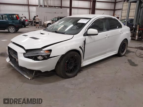 ✅ 2013 Mitsubishi Lancer Evolution MR • VIN: JA32W5FV0DU010032 • Lot: 42592361. Wystawiony na IAAI z przebiegiem 133 344 mil. Bezpłatny archiwum sprzedaży aukcyjnych z USA i szczegółowy raport historii pojazdu na DreamBid. Zdjęcie 2.