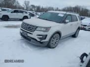 ✅ 2016 Ford Explorer Limited • VIN: 1FM5K8F89GGB66347 • Lot: 43866038. Wystawiony na IAAI z przebiegiem 196 870 mil. Bezpłatny archiwum sprzedaży aukcyjnych z USA i szczegółowy raport historii pojazdu na DreamBid. Zdjęcie 19.