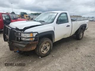 ✅ 2012 Chevrolet Silverado 2500HD Work Truck • VIN: 1GC0KVC86CZ139347 • Lot: 62755685. Wystawiony na Copart z przebiegiem 193 715 mil. Bezpłatny archiwum sprzedaży aukcyjnych z USA i szczegółowy raport historii pojazdu na DreamBid. Zdjęcie 1.