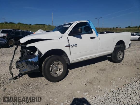 ✅ 2017 Ram 1500 Tradesman • VIN: 3C6JR6DT2HG675283 • Lot: 66609105. Wystawiony na Copart z przebiegiem 105 815 mil. Bezpłatny archiwum sprzedaży aukcyjnych z USA i szczegółowy raport historii pojazdu na DreamBid. Zdjęcie 1.
