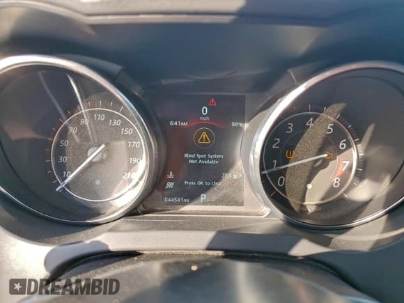 ✅ 2016 Jaguar F-Type R • VIN: SAJWJ6HLXGMK29346 • Lot: 93652335. Wystawiony na Copart z przebiegiem 44 541 mil. Bezpłatny archiwum sprzedaży aukcyjnych z USA i szczegółowy raport historii pojazdu na DreamBid. Zdjęcie 9.