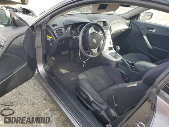 ✅ 2010 Hyundai Genesis Coupe Premium • VIN: KMHHT6KD9AU011744 • Лот: 44920725. Размещён на Copart с пробегом 162 138 миль миль. Получите бесплатный доступ к архиву аукционных продаж из США и посмотрите подробный отчёт об истории автомобиля на DreamBid. Изображение 8.