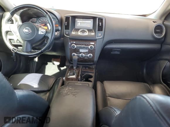 ✅ 2011 Nissan Maxima S • VIN: 1N4AA5APXBC813556 • Lot: 92434045. Listed on Copart with 140,260 mi. Free auction sales archive from the USA and detailed vehicle history report at DreamBid. Image 8.