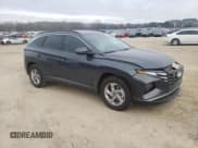 ✅ 2022 Hyundai Tucson SEL • VIN: 5NMJB3AE8NH132411 • Lot: 72452112. Wystawiony na Copart z przebiegiem 10 225 mil. Bezpłatny archiwum sprzedaży aukcyjnych z USA i szczegółowy raport historii pojazdu na DreamBid. Zdjęcie 4.