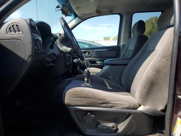 ✅ 2008 GMC Envoy SLE1 • VIN: 1GKDS13S782141795 • Lot: 71544624. Listed on Copart with 100,256 mi. Free auction sales archive from the USA and detailed vehicle history report at DreamBid. Image 7.