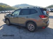 ✅ 2024 Subaru Forester Premium • VIN: JF2SKADCXRH490251 • Lot: 81187125. Wystawiony na Copart z przebiegiem 25 023 mil. Bezpłatny archiwum sprzedaży aukcyjnych z USA i szczegółowy raport historii pojazdu na DreamBid. Zdjęcie 2.