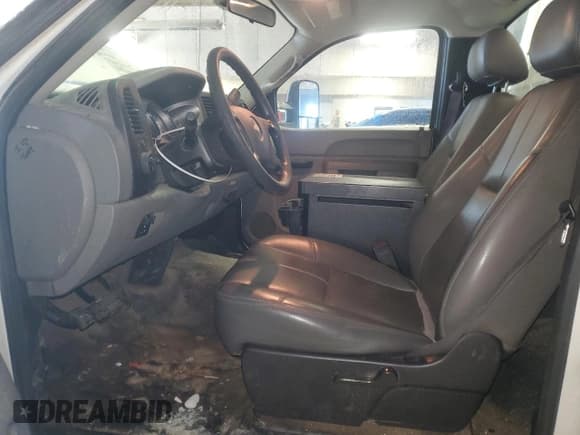 ✅ 2012 Chevrolet Silverado 2500HD Work Truck • VIN: 1GB0CVCG2CF207539 • Lot: 47249085. Listed on Copart with 125,552 mi. Free auction sales archive from the USA and detailed vehicle history report at DreamBid. Image 7.