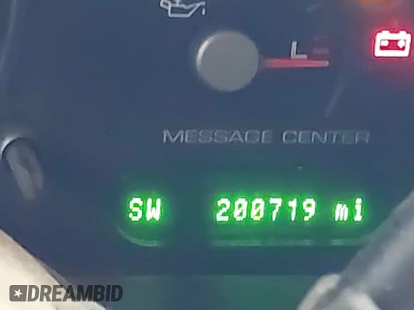 ✅ 2005 Ford Explorer Limited • VIN: 1FMDU75K25UB26462 • Лот: 43759876. Опубликован ранее на IAAI с пробегом 200 719 миль. Бесплатный доступ к архиву аукционных продаж из США и подробный отчёт об истории автомобиля на DreamBid. Изображение 16.