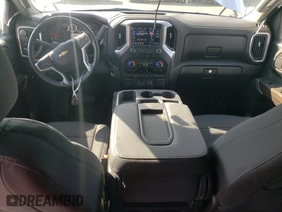 ✅ 2020 Chevrolet Silverado 1500 LT • VIN: 3GCUYDET4LG449590 • Lot: 75455594. Wystawiony na Copart z przebiegiem 67 893 mil. Bezpłatny archiwum sprzedaży aukcyjnych z USA i szczegółowy raport historii pojazdu na DreamBid. Zdjęcie 8.