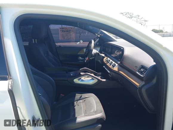 ✅ 2021 Mercedes-Benz GLE 53 AMG • VIN: 4JGFD6BB9MA454825 • Lot: 42940497. Listed on IAAI with 34,640 mi. Free auction sales archive from the USA and detailed vehicle history report at DreamBid. Image 5.