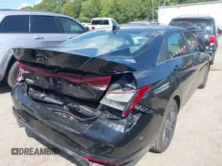 2021 Hyundai Elantra SEL with VIN 5NPLM4AG9MH043281, listed as a IAAI auction lot 43223112 with 24,902 mi miles and . Bid and sale history available at DreamBid. Image 4.