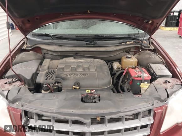 ✅ 2007 Chrysler Pacifica Touring • VIN: 2A8GF68X47R125187 • Lot: 42051124. Listed on IAAI with 125,156 mi. Free auction sales archive from the USA and detailed vehicle history report at DreamBid. Image 10.