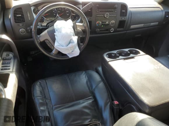 ✅ 2008 Chevrolet Silverado 1500 2LT • VIN: 1GCEC19J88Z276772 • Lot: 83610304. Wystawiony na Copart z przebiegiem 196 689 mil. Bezpłatny archiwum sprzedaży aukcyjnych z USA i szczegółowy raport historii pojazdu na DreamBid. Zdjęcie 8.