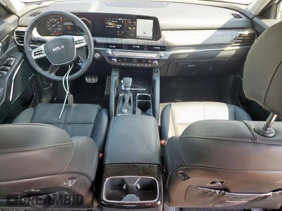 ✅ 2024 Kia Telluride SX • VIN: 5XYP54GCXRG544701 • Lot: 58526005. Listed on Copart with 7,969 mi. Free auction sales archive from the USA and detailed vehicle history report at DreamBid. Image 8.
