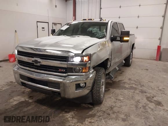 ✅ 2017 Chevrolet Silverado 2500HD LT • VIN: 1GC1KVEG1HF165291 • Lot: 41530770. Listed on IAAI with 72,628 mi. Free auction sales archive from the USA and detailed vehicle history report at DreamBid. Image 17.