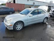 ✅ 2005 Mercedes-Benz C 240 • VIN: WDBRF81J45F557704 • Lot: 69125245. Wystawiony na Copart z przebiegiem 144 986 mil. Bezpłatny archiwum sprzedaży aukcyjnych z USA i szczegółowy raport historii pojazdu na DreamBid. Zdjęcie 1.