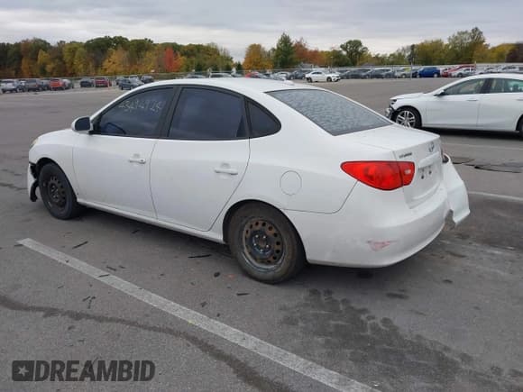 ✅ 2007 Hyundai Elantra GLS • VIN: KMHDU46DX7U141454 • Lot: 43494924. Wystawiony na IAAI z przebiegiem 226 649 mil. Bezpłatny archiwum sprzedaży aukcyjnych z USA i szczegółowy raport historii pojazdu na DreamBid. Zdjęcie 3.