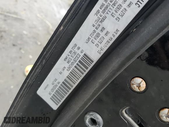 ✅ 2016 Dodge Challenger R/T • VIN: 2C3CDZBT4GH124974 • Lot: 67136624. Wystawiony na Copart z przebiegiem 163 828 mil. Bezpłatny archiwum sprzedaży aukcyjnych z USA i szczegółowy raport historii pojazdu na DreamBid. Zdjęcie 13.