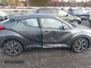✅ 2022 Toyota C-HR XLE • VIN: NMTKHMBX4NR141028 • Лот: 43556126. Опубликован ранее на IAAI с пробегом 26 579 миль. Бесплатный доступ к архиву аукционных продаж из США и подробный отчёт об истории автомобиля на DreamBid. Изображение 13.